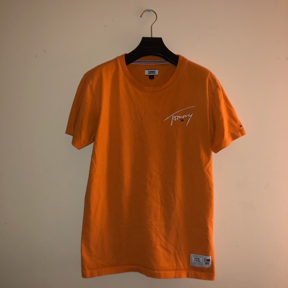 🧡 Orange Tommy Hilfiger Tee 🧡